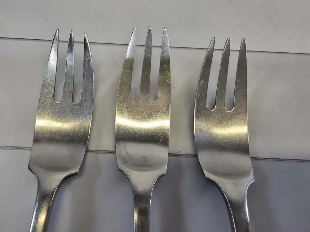 Dansk Denmark VARIATION V Set of 3 Dinner Forks 8